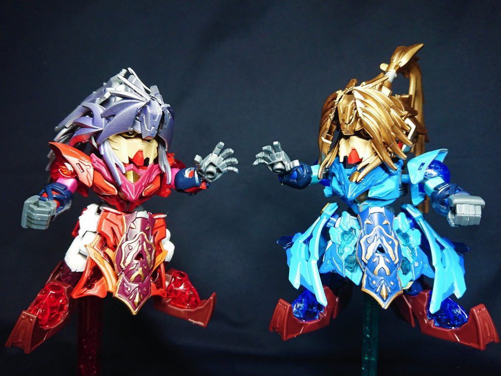 ルージュもブルーもイラストで見ると派手目な衣装ですが、イラストやドット絵通りにそのまま塗装すると単色でまとまりがちなので、赤青共に6～7種類の色で塗装しています。何気にカラフル！