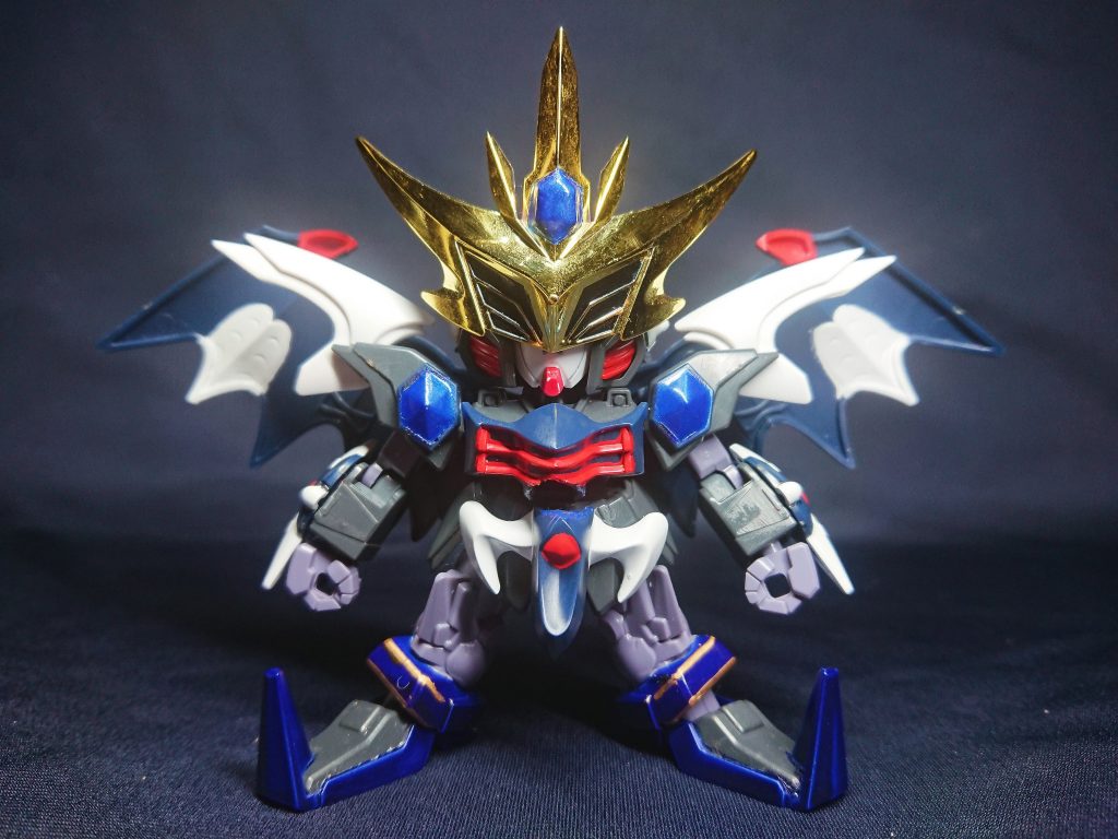 今回は全て塗装していないため色を合わせていません。氷刃の騎士ディード部分をEXデスサイズパーツ、スティールドラゴン部分を闇の騎士パーツとしているため、あえてEXデスサイズのほうは塗装しませんでした。(所謂手抜き！w)