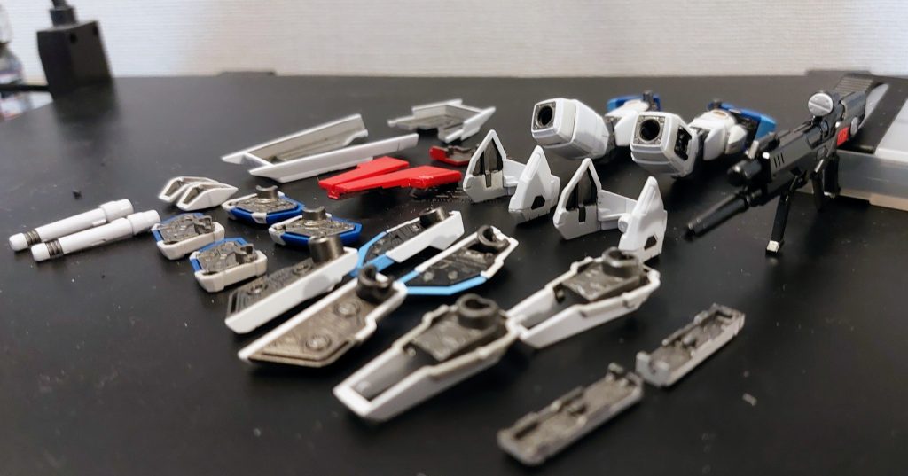 アーマー裏はエナメルで