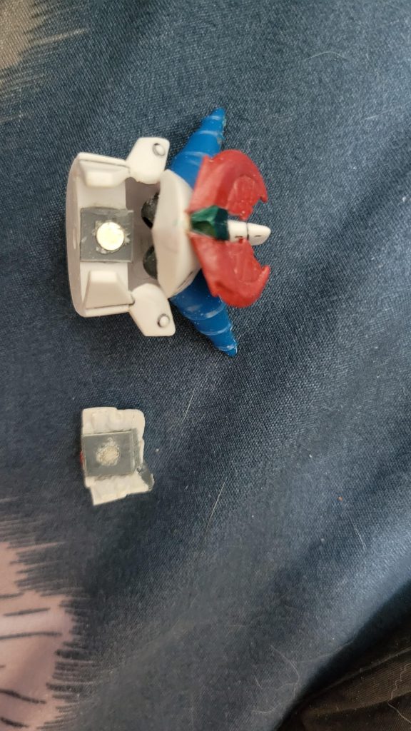 面部內裝上磁石