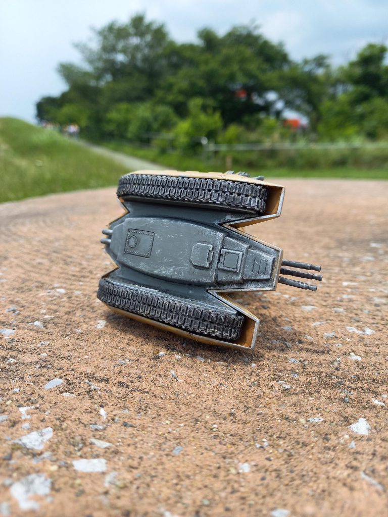 底面。少しパーツ貼りました。