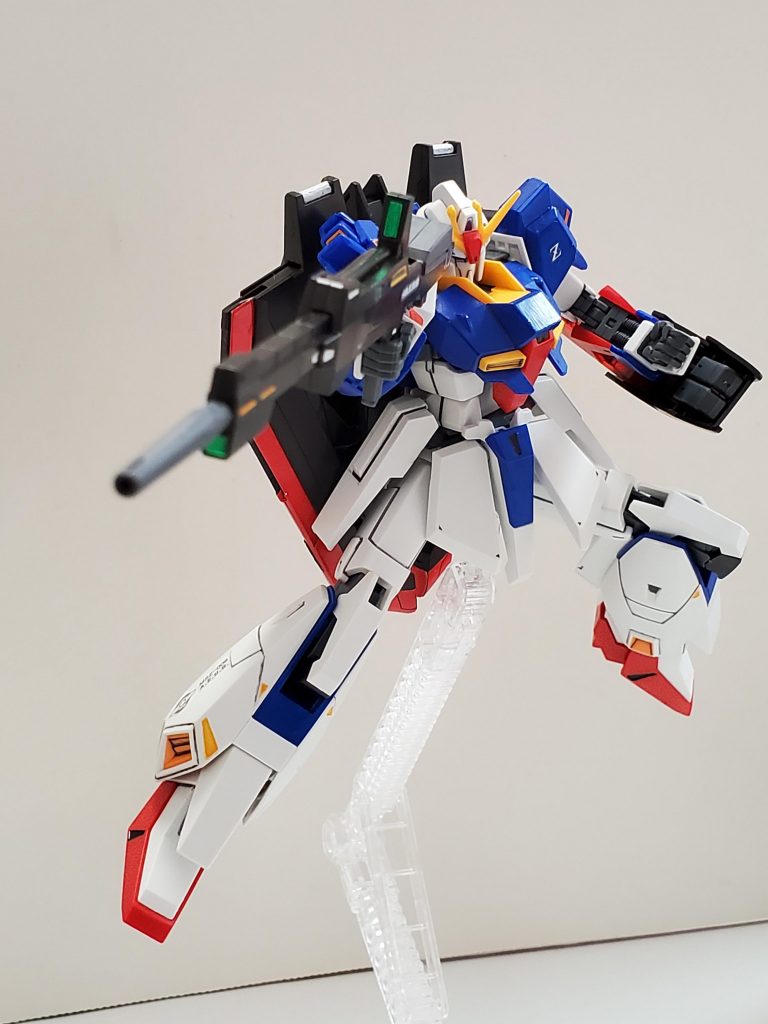 ビームライフルライフルで一撃💥初期のHGと比べて稼働域はハンパないです😊