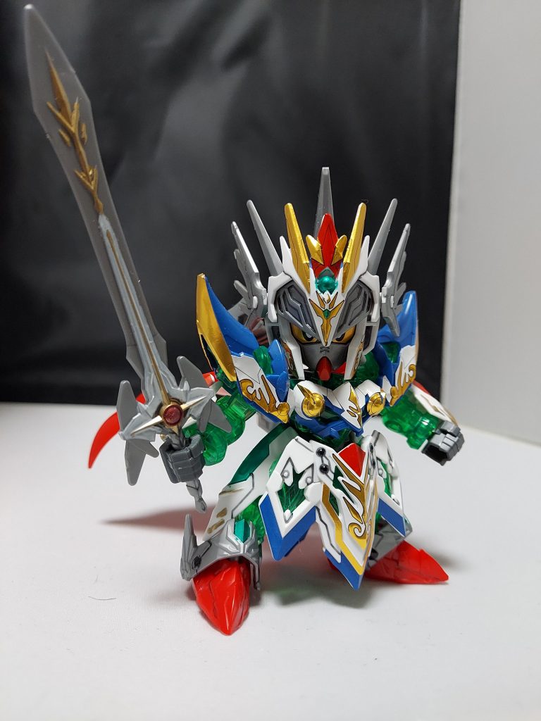 シールもそのまま使ってるのですが、やはり簡単にでもスミイレや塗装をすると違うなと思います。