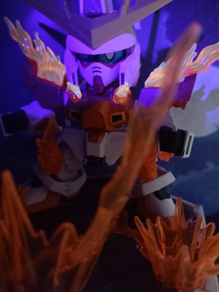 ブラックライトで光るけどライトが小さいので部分的に