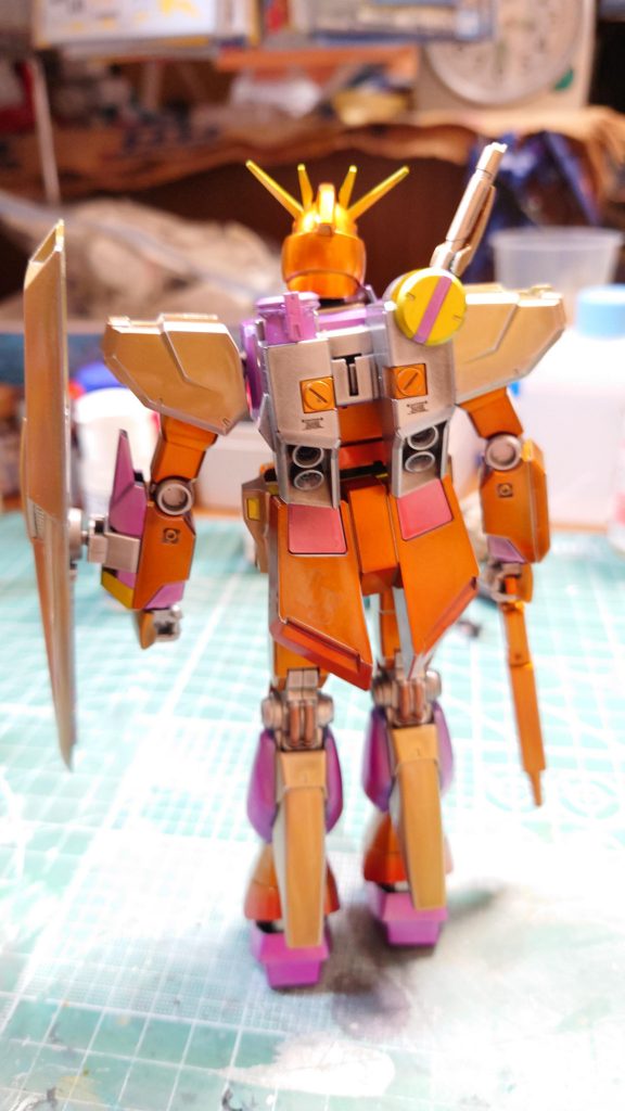 EG νガンダム–3枚目/制作者：流民