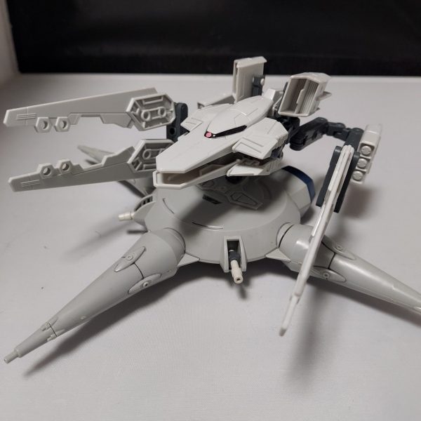 モビルアーマーか！？