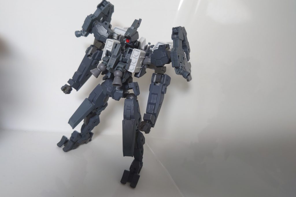 武装を外した情態(古い画像のためスミ入れをしておりません。)