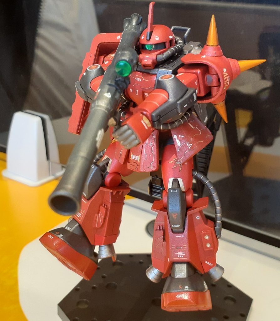 あいつに似てる…真紅の稲妻… 御閲覧ありがとうございました。