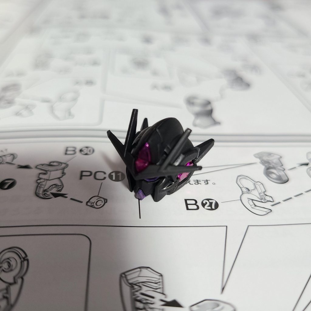 作品全体だと良く見えないからせっかくなんで顔だけ良くみてやって下さいなかなかいい顔してるでしょう？