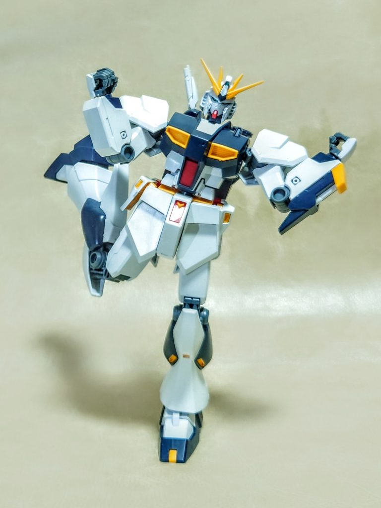 EG RX-93 νGUNDAM–5枚目/制作者：トミー∠(^U^)
