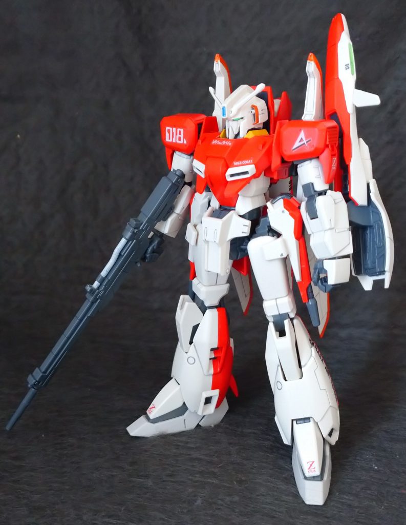 フロントからだと､あまり色違いには見えないんだけど💦 