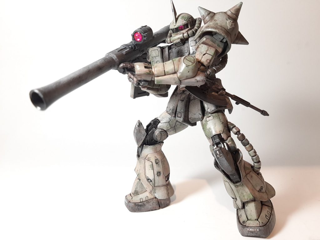 RG　ザクⅡ（ウェザリング塗装）–3枚目/制作者：孤独のプラモ