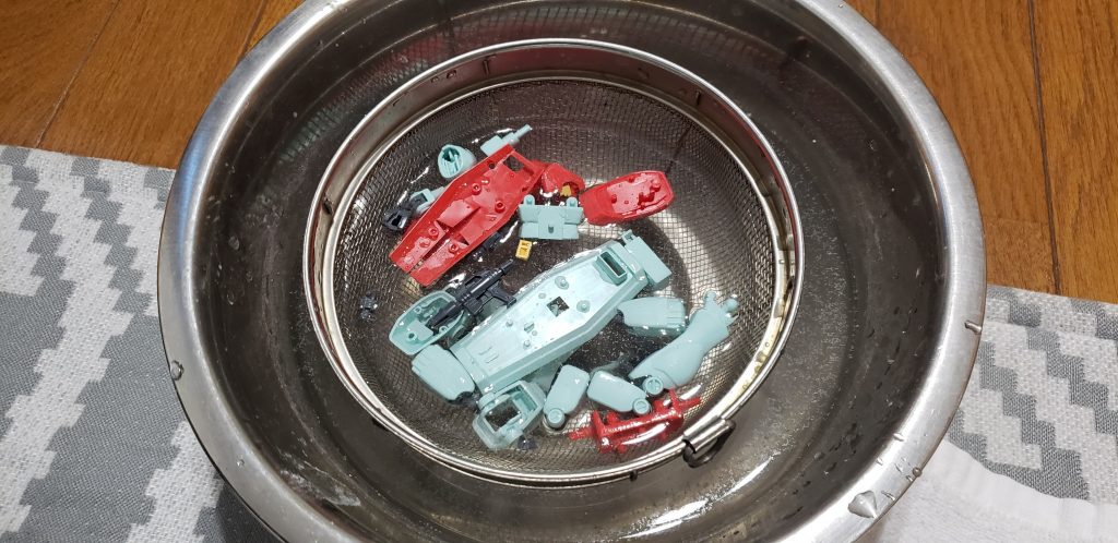 ばらしてヤスって洗う