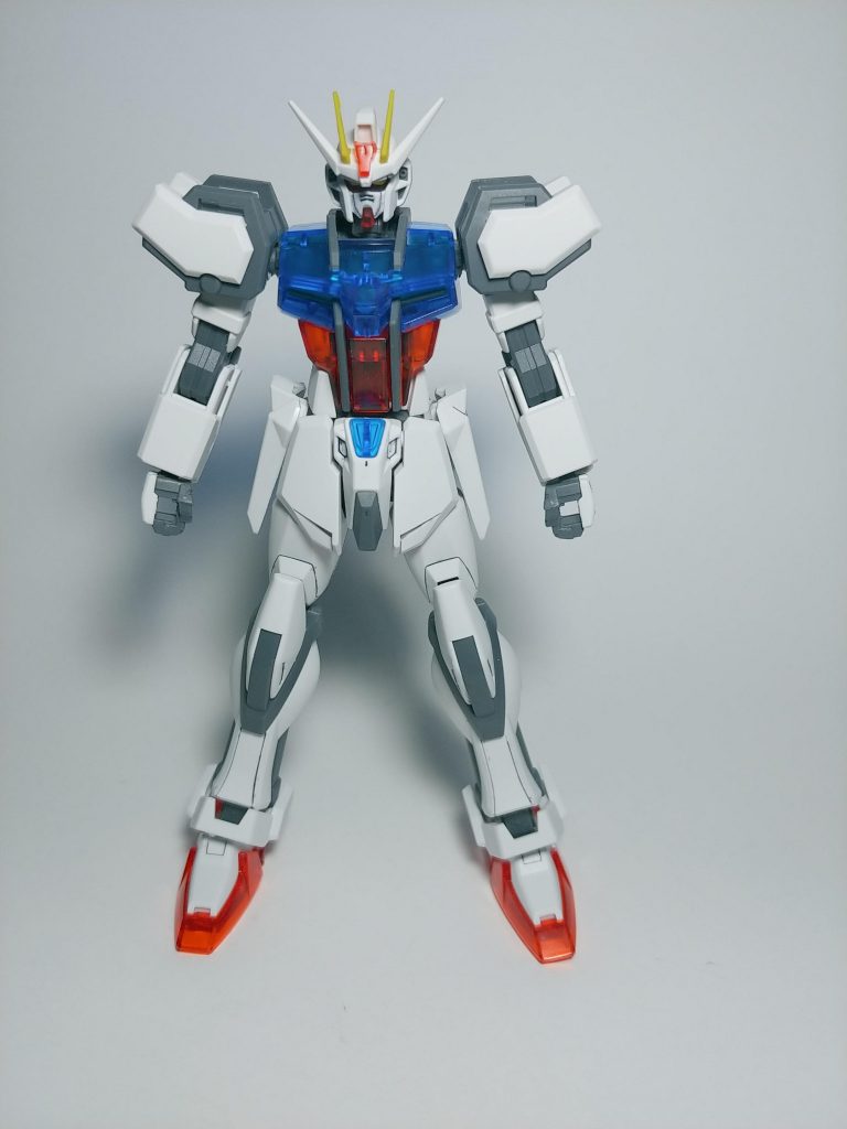 久々の作成ということで、スミ入れとつや消しのシンプル仕上げ。粗さが目立ちますな