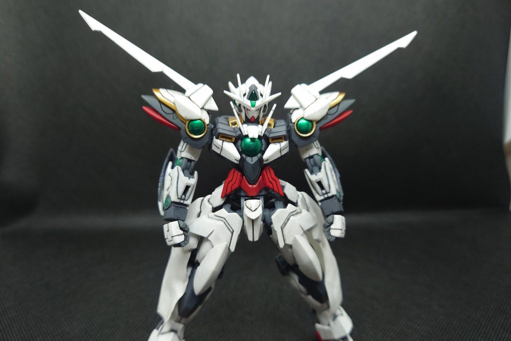 ガンダムクアンタ(白騎士)–3枚目/制作者：ガンダム社会人