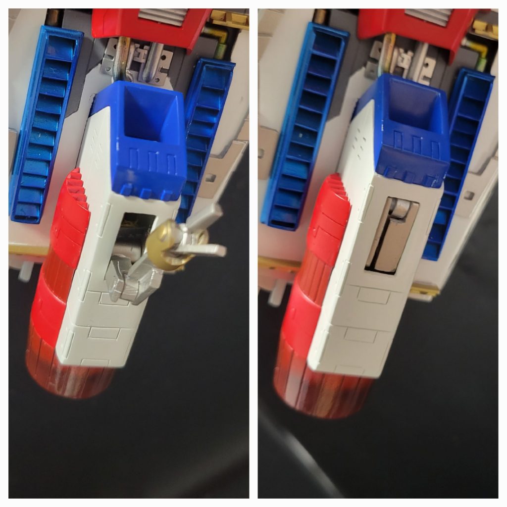 下面にアームを出し入れ出来ます。マニピュレーターは残念ながら後付けです。