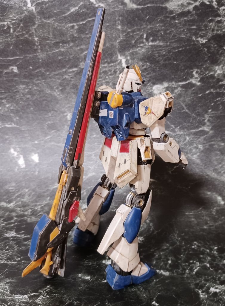 お尻のスジ彫りは簡単そうで難しかった💧少ないラインで良く見せるのは上級テクだよねえ😅