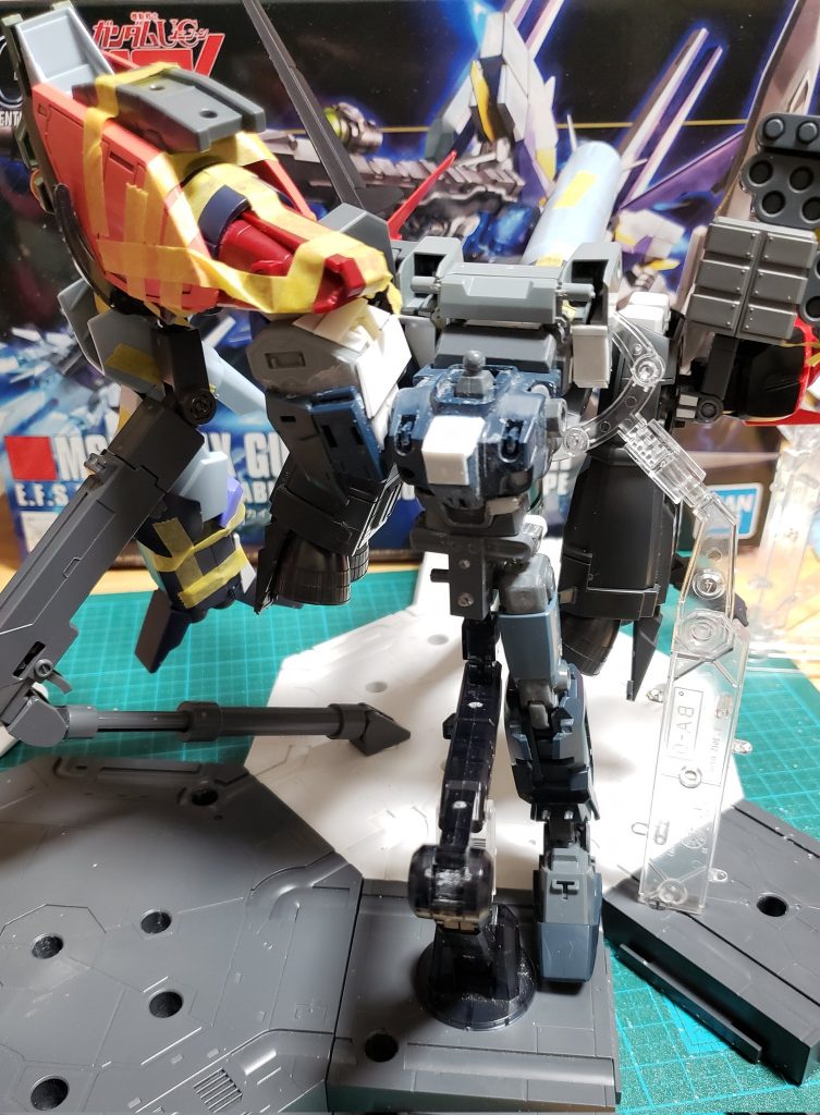 バイアランカスタムがボロボロだったのでついでに装備。見事に重くなりました。