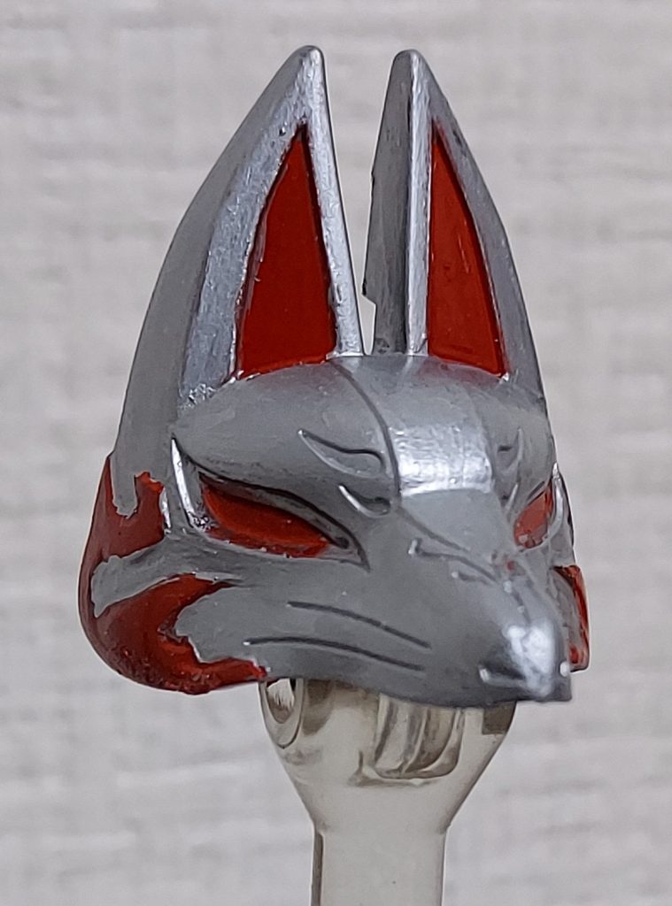 赤は筆塗りで。綺麗ではないですが先祖代々受け継がれた感が出ていいかな！と