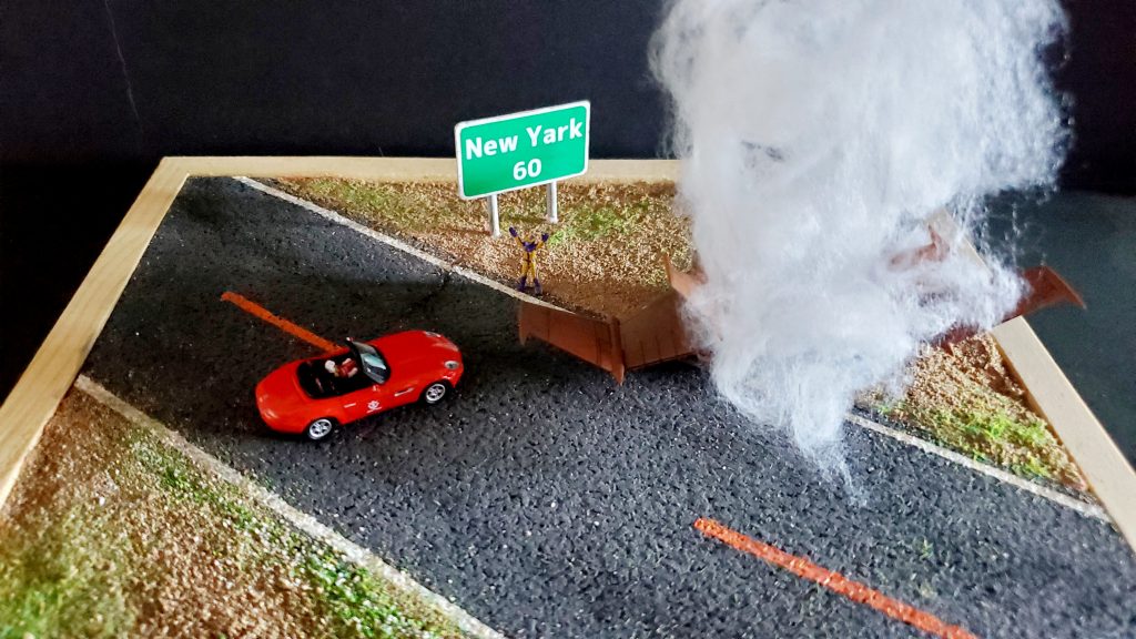 ちなみに縮尺は、ドップ　1/100シャア　1/100ガルマ　1/100BMW　1/87