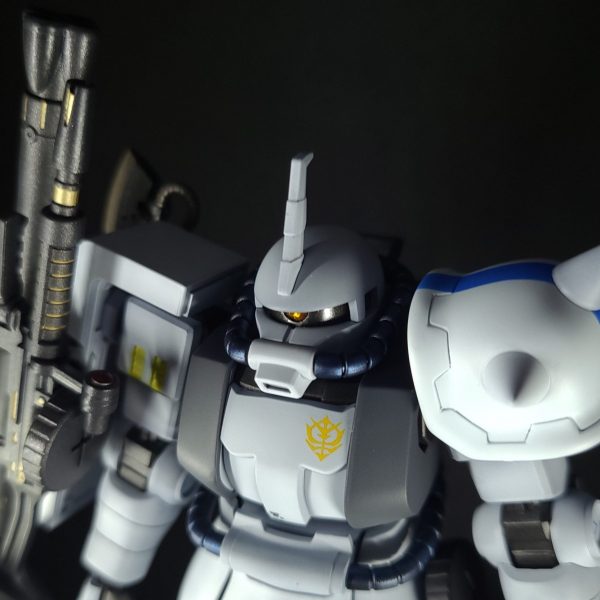 シン・マツナガ専用ザク