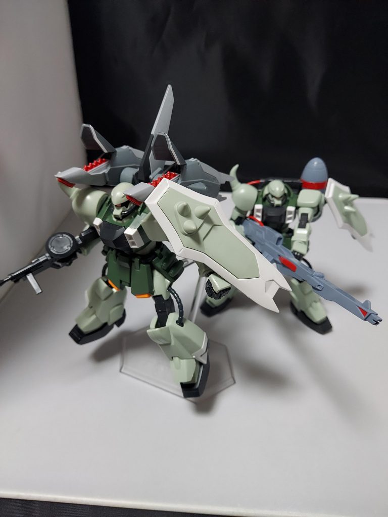 ガナー&ブレイズザクウォーリア。イザークのスラッシュもHGが良かった…