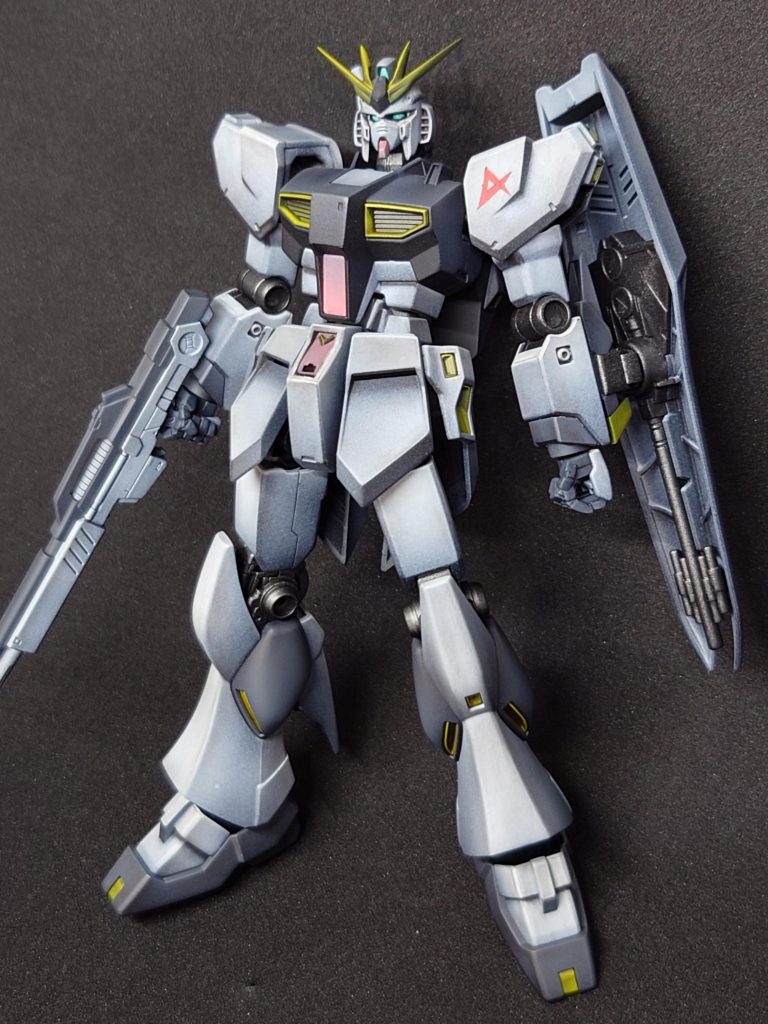 EGνガンダム–4枚目/制作者：スコッチ·コーン，