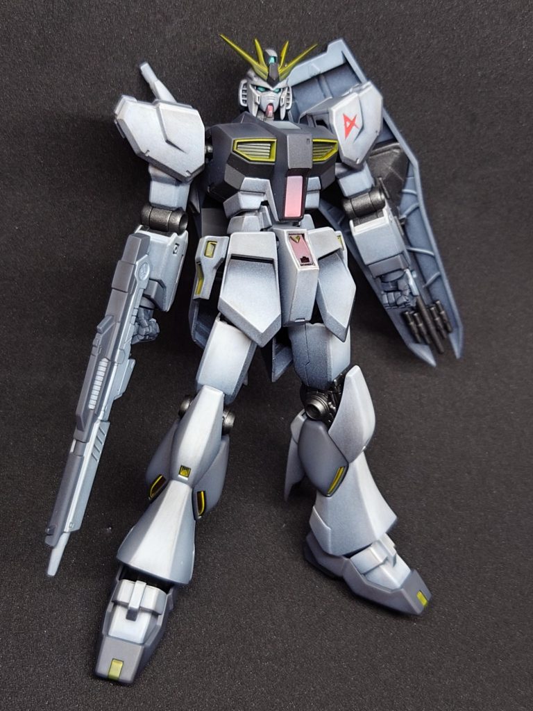 EGνガンダム–2枚目/制作者：スコッチ·コーン，