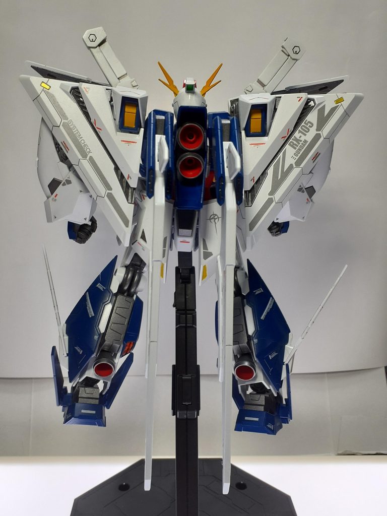 クスィーガンダム–3枚目/制作者：miitora