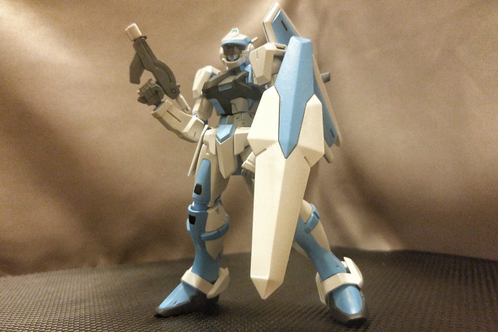 元々赤だった部分を水色に白いとこはパールホワイト黒いとこは艶消しで塗装してます!