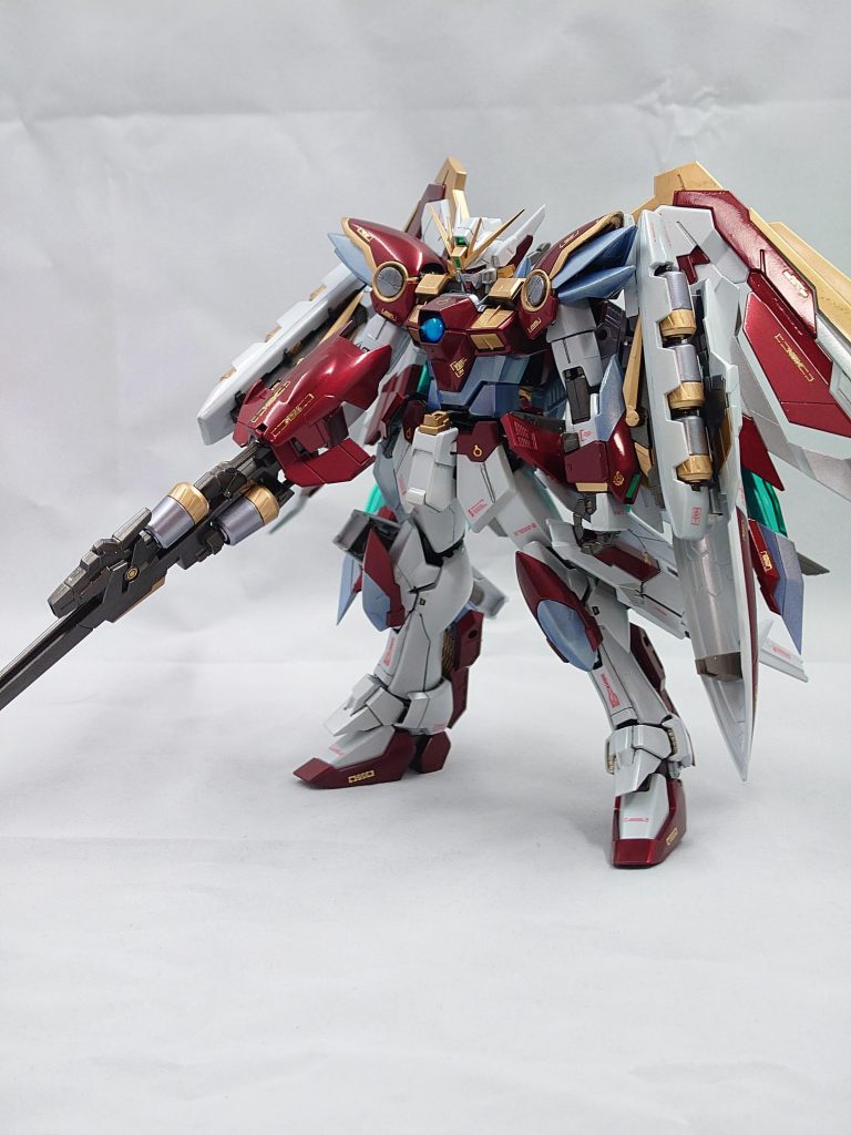 まずは普通の立ち姿です。今回は脚部の回収に力を入れています。