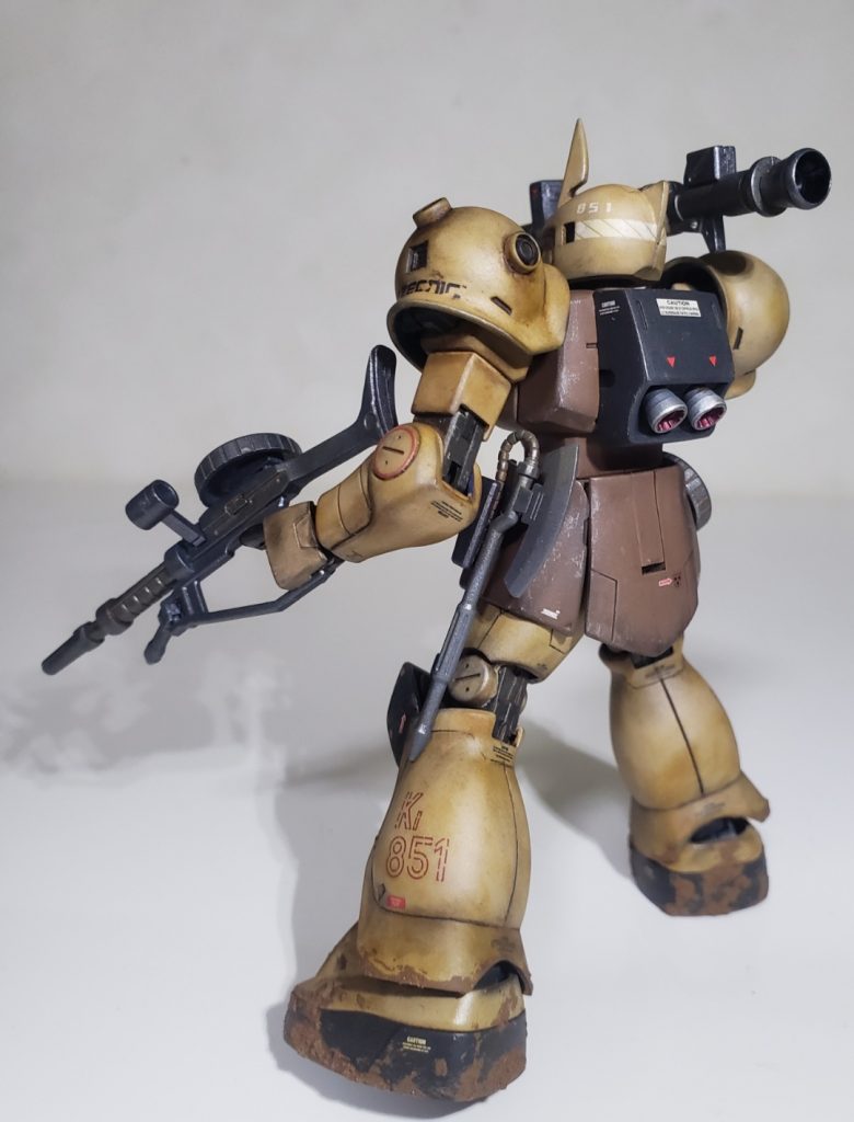 足元に泥汚れ(ウェザリングペースト)をたっぷりと。