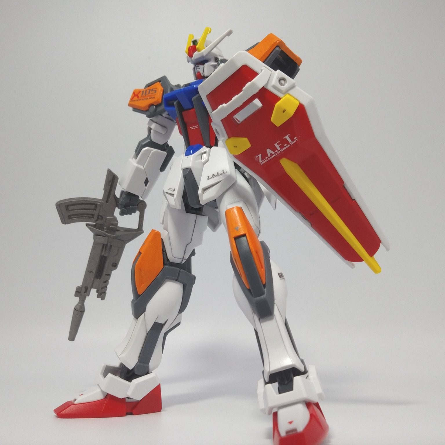 EGストライク ラスティ機完成しました！｜じぜるさんのガンプラ作品