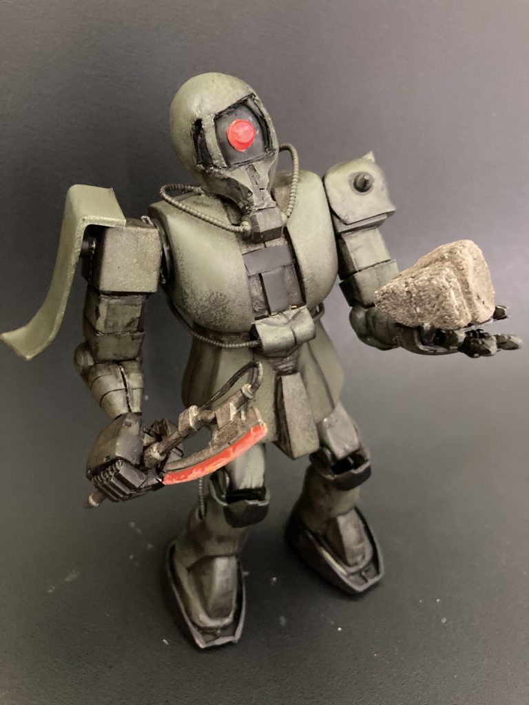 入場者プレゼントの「描き下ろしイラストシート」がドアンで、ノーズロングなエモいザクが描かれていました。