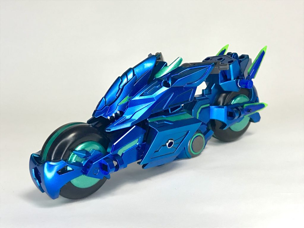 バイクはキャンディ塗装