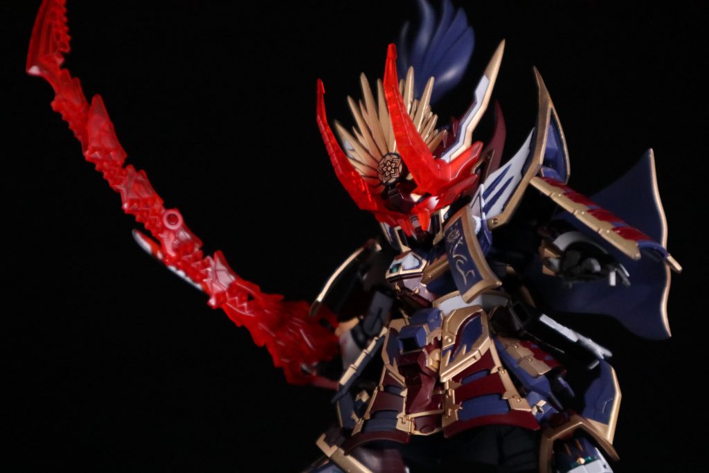 クリアパーツはめたらシャープ化したところ折れました。