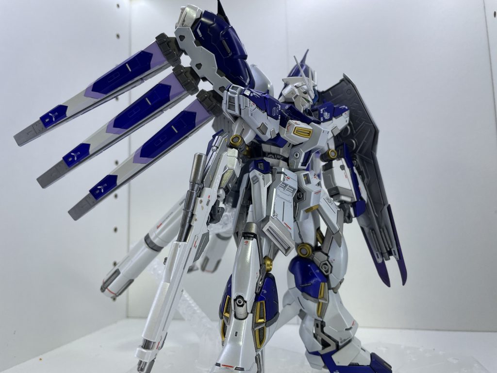 RG Hi-νガンダム–4枚目/制作者：M.sen