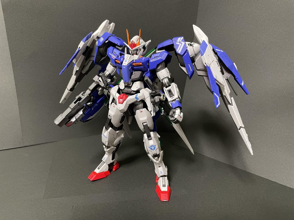 ディテールはゴチャゴチャせずに