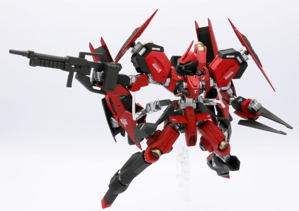 オプションで通常のライフルも装備可能。