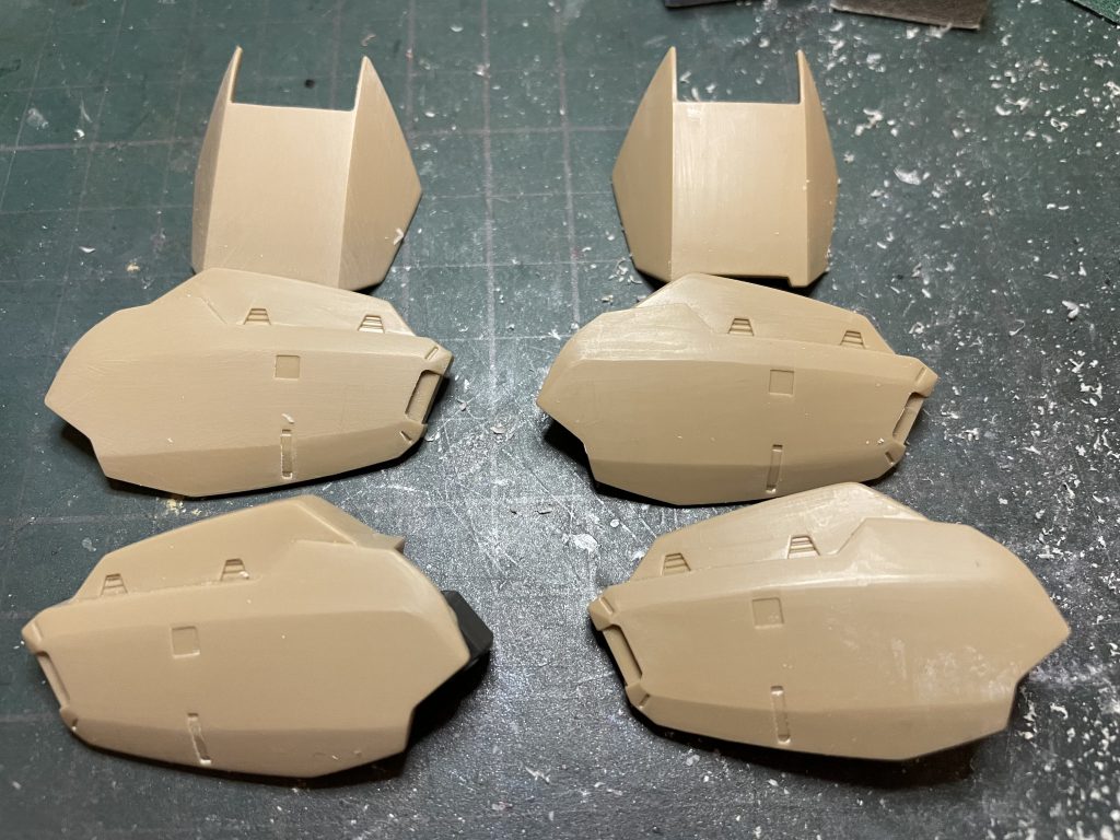 表面処理とエッジ出しをしました。向かって右が処理前左が処理後