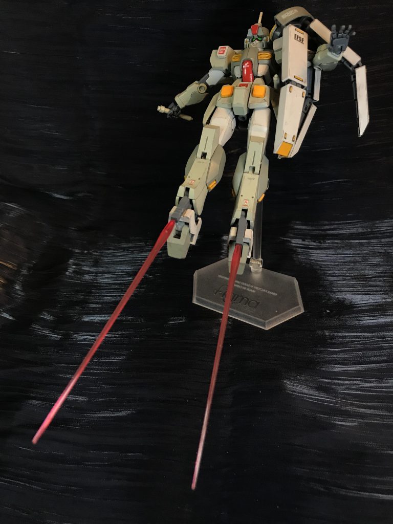 垂直落下プラズマ流星キック！！！と、いつもに比べて脚長だなこれと思い、脚に特徴を持たせた設定にしてみました。