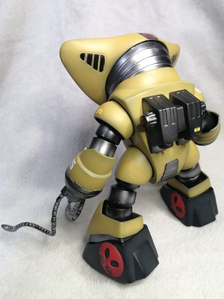 ヒートロッドは最初、動くように作成していたのですが垂れ下がってしまうと見栄えが悪いため完成後に固定としました