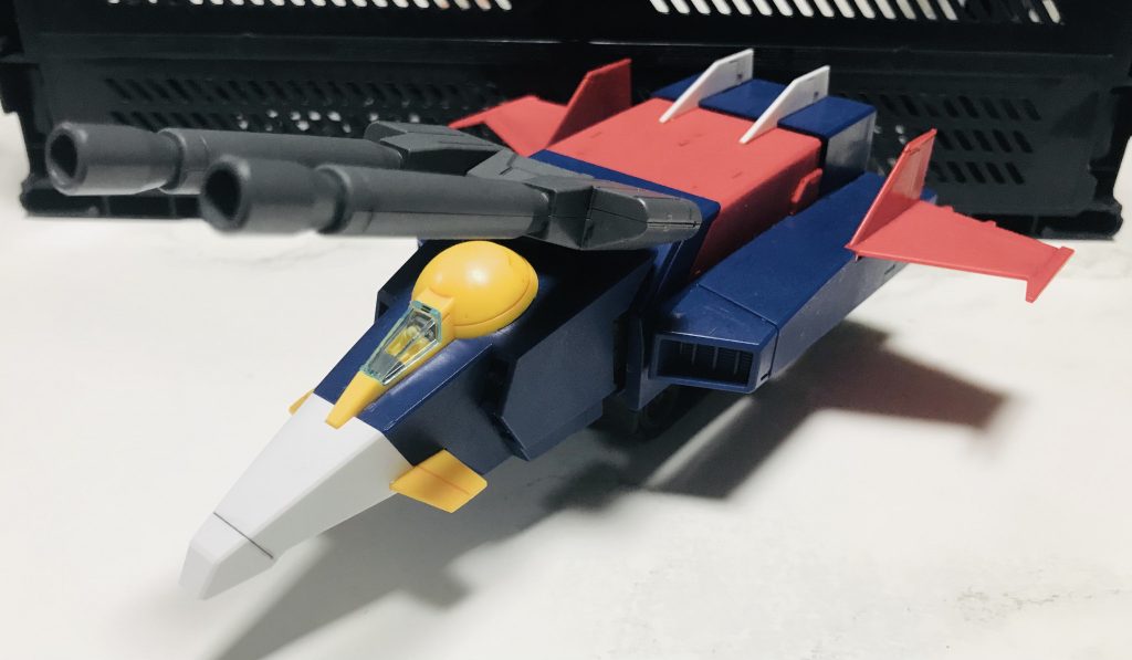 Gファイターもほぼ素組みです。