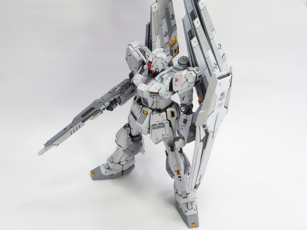 RG νガンダム–4枚目/制作者：guplafactory