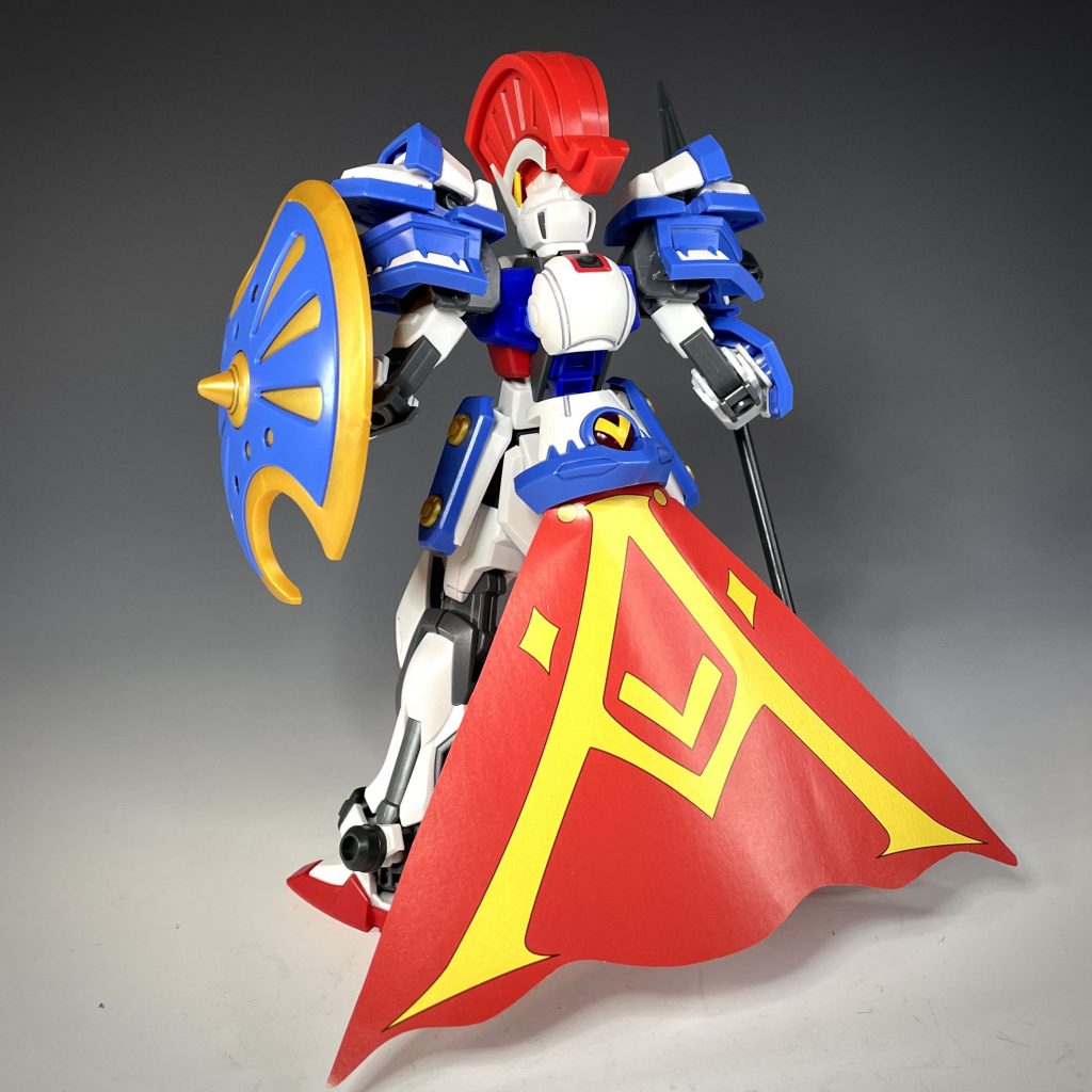 リアビューアキレスの胸パーツを軸に、紙マントを腰に配置。