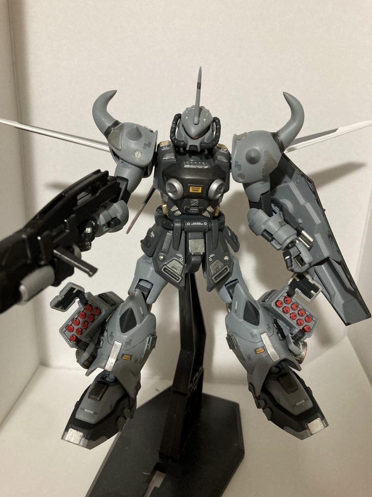 MGヘビーアームズのミサイルポットを移植してます。