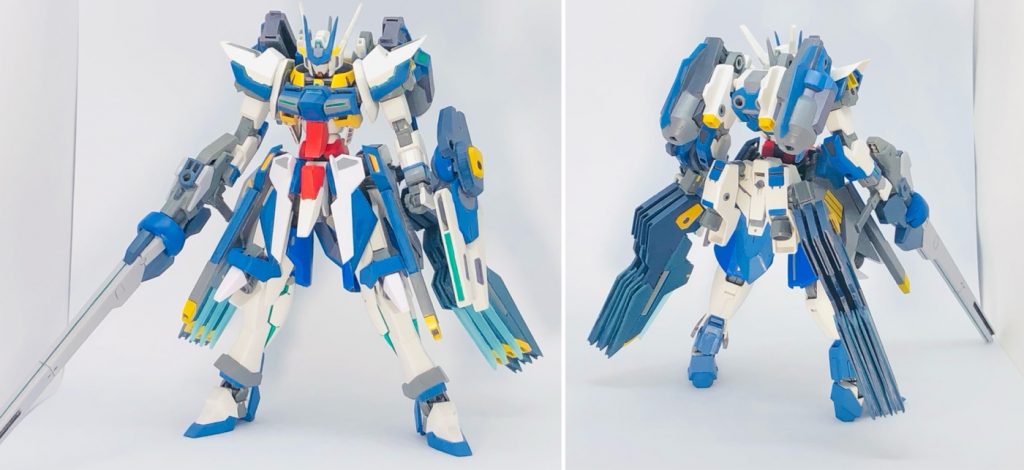 正面と背面。バックパックにブースター、腰にファンネル付きウイングバインダー、肘と膝に追加装甲を施しました。