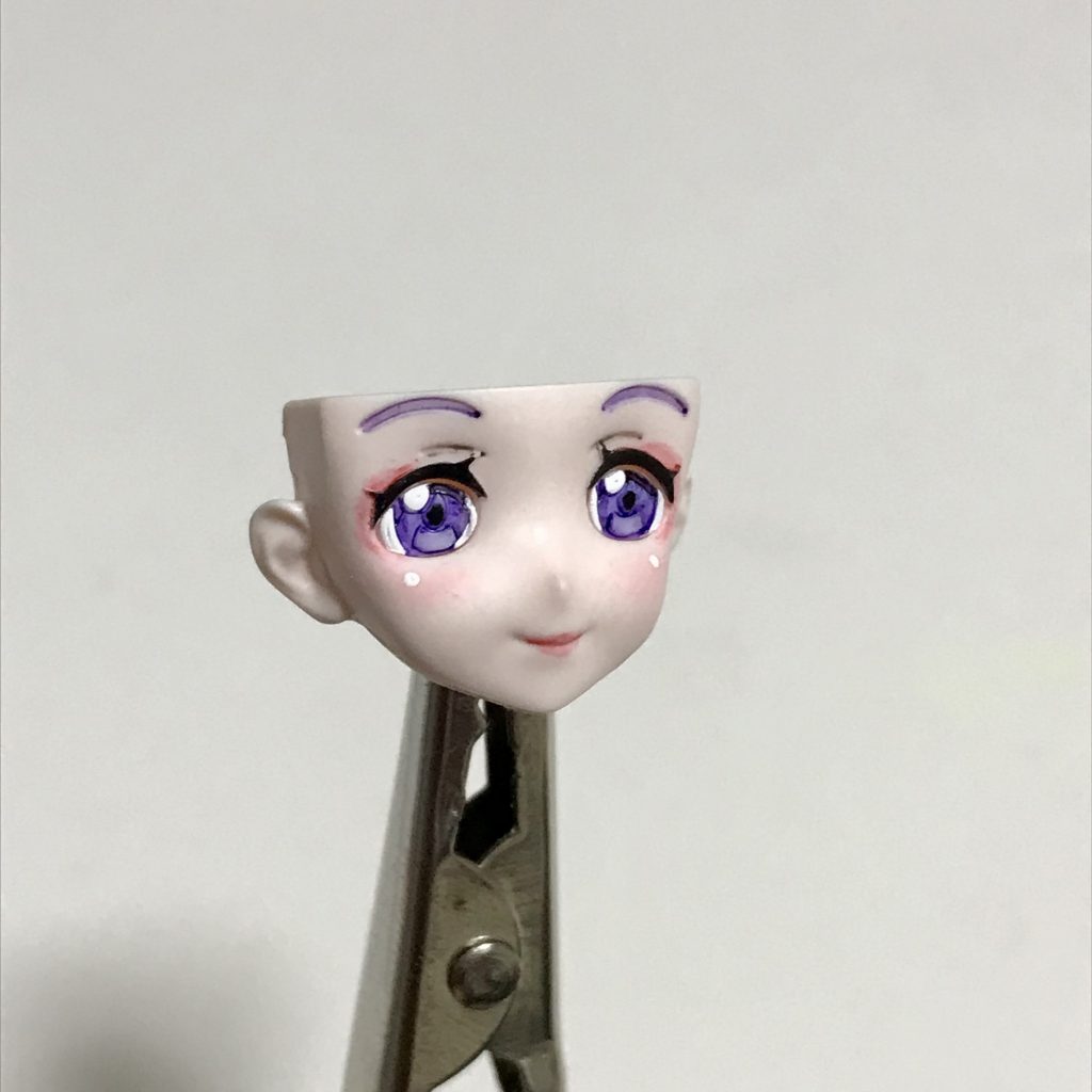 顔はこんな感じに塗りました。水性ペン(コピック)、リアルタッチマーカー、ウェザリングマスターなどです。