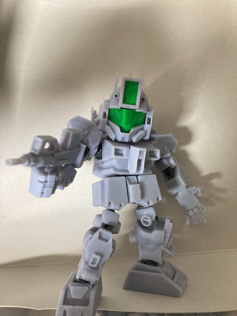 バイザーはクリア折り紙とラピーテープで作成