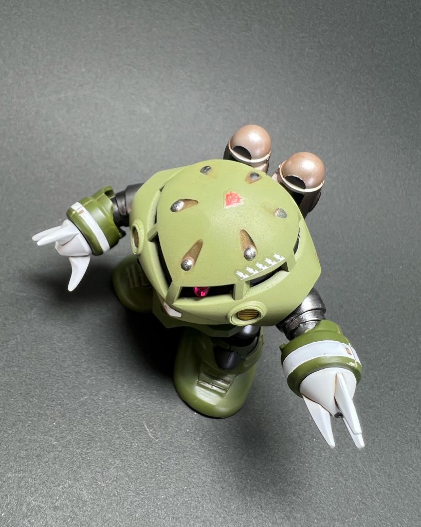 モノアイはデコシール